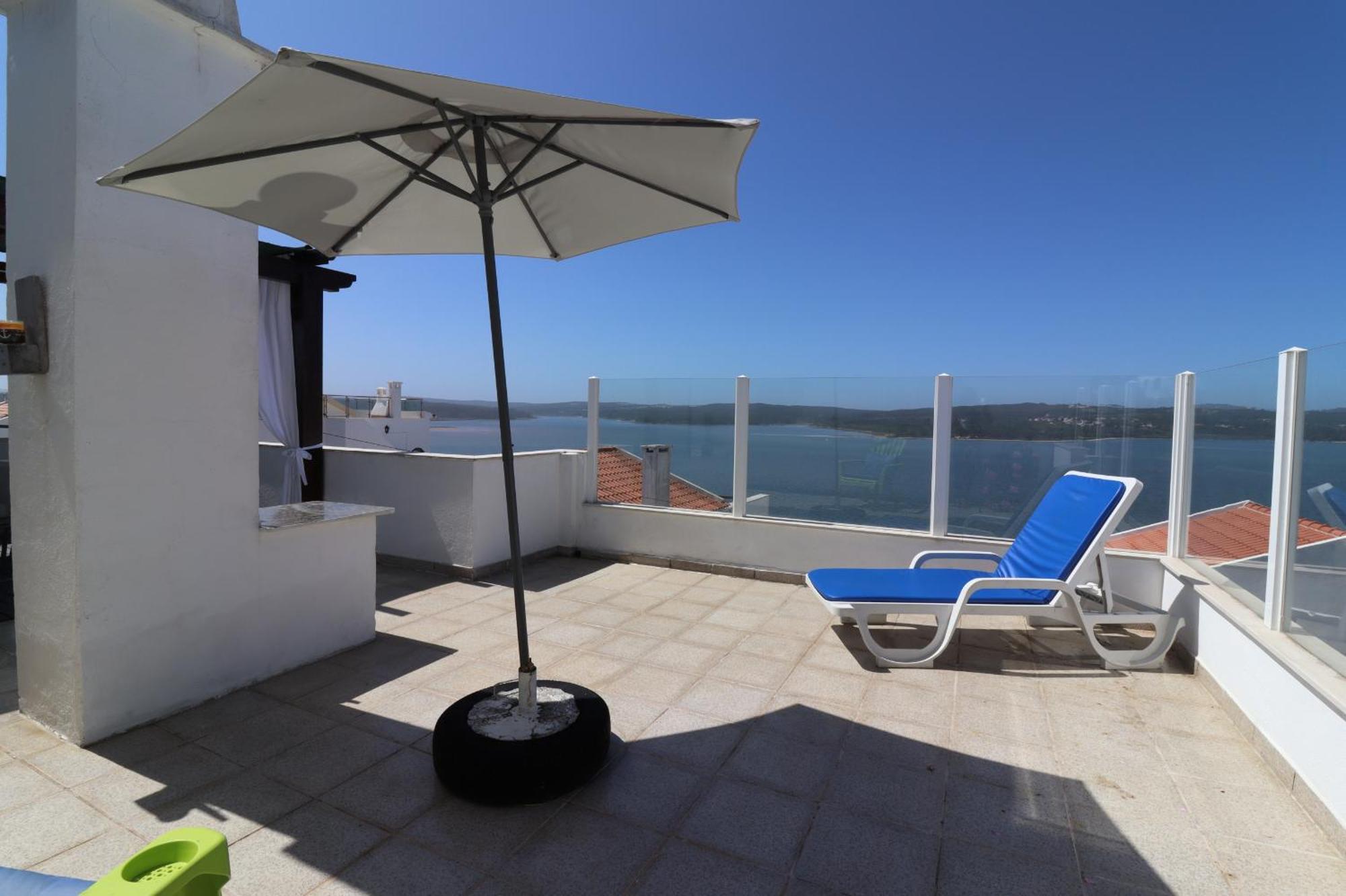 Beguest Lagoon House Nadadouro 외부 사진